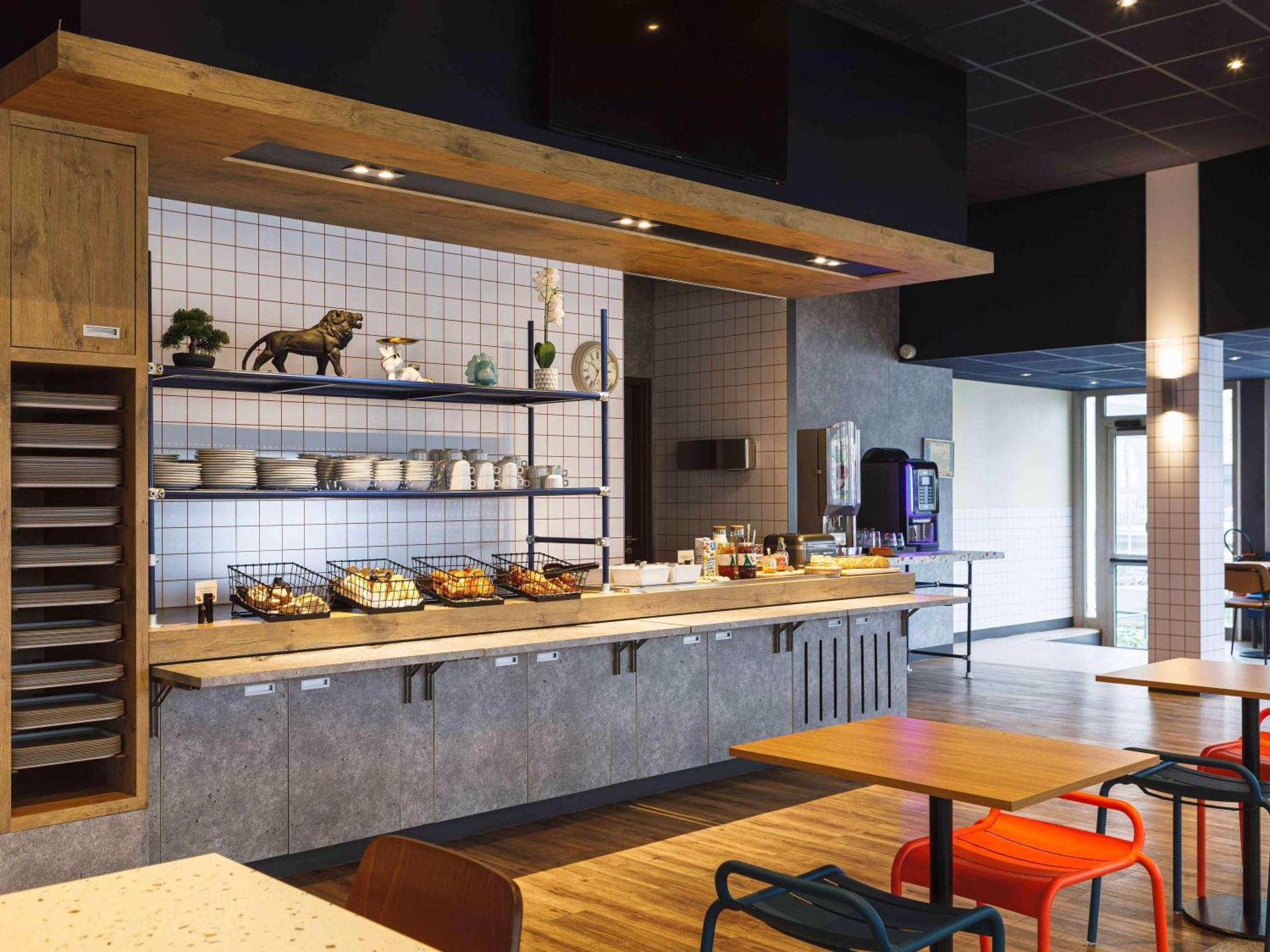 Ibis Budget Lyon Віллербанн Екстер'єр фото
