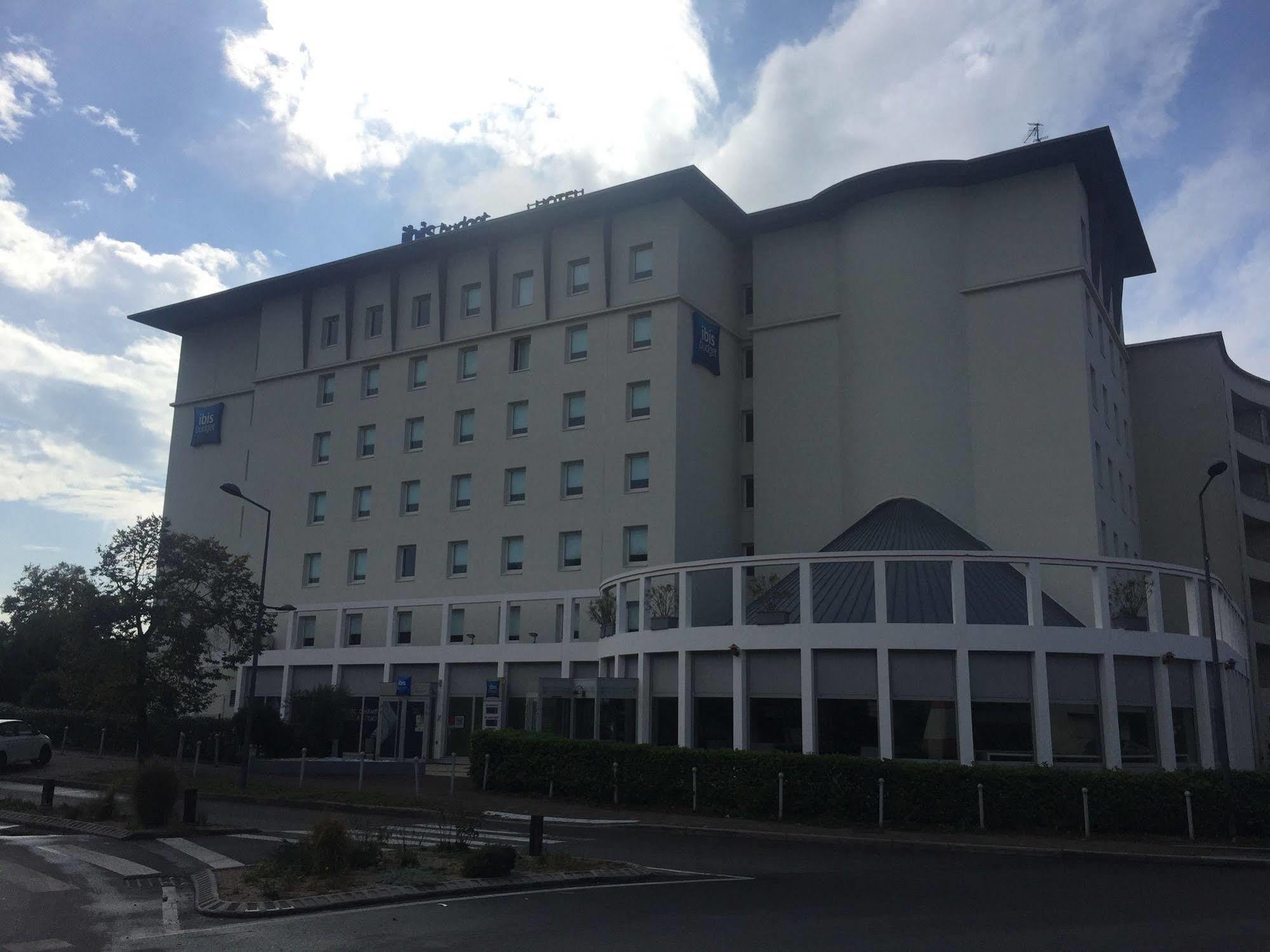 Ibis Budget Lyon Віллербанн Екстер'єр фото